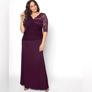 New Kiyonna Soirée Lace Ruched Evening Gown Maxi Dress Plum Burgundy 0X 10/12